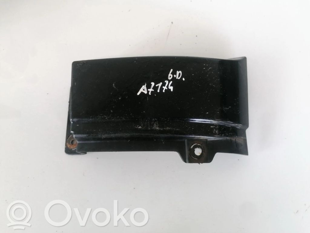 Opel Zafira A Rivestimento modanatura del faro posteriore 
