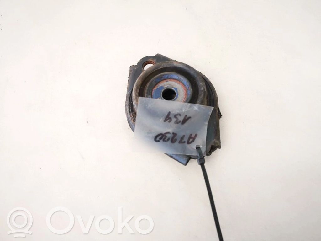 Volvo S70  V70  V70 XC Soporte de montaje del motor 