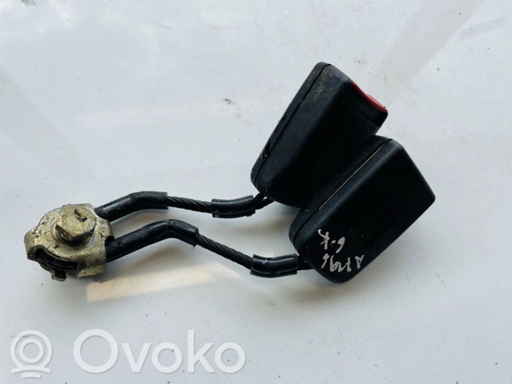 Volkswagen Golf IV Boucle de ceinture de sécurité arrière