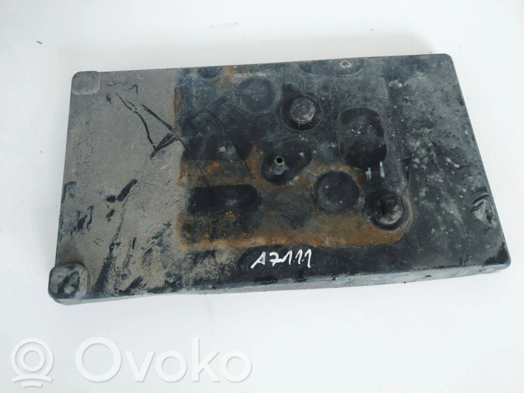 Toyota Avensis Verso Capac cutie baterie 