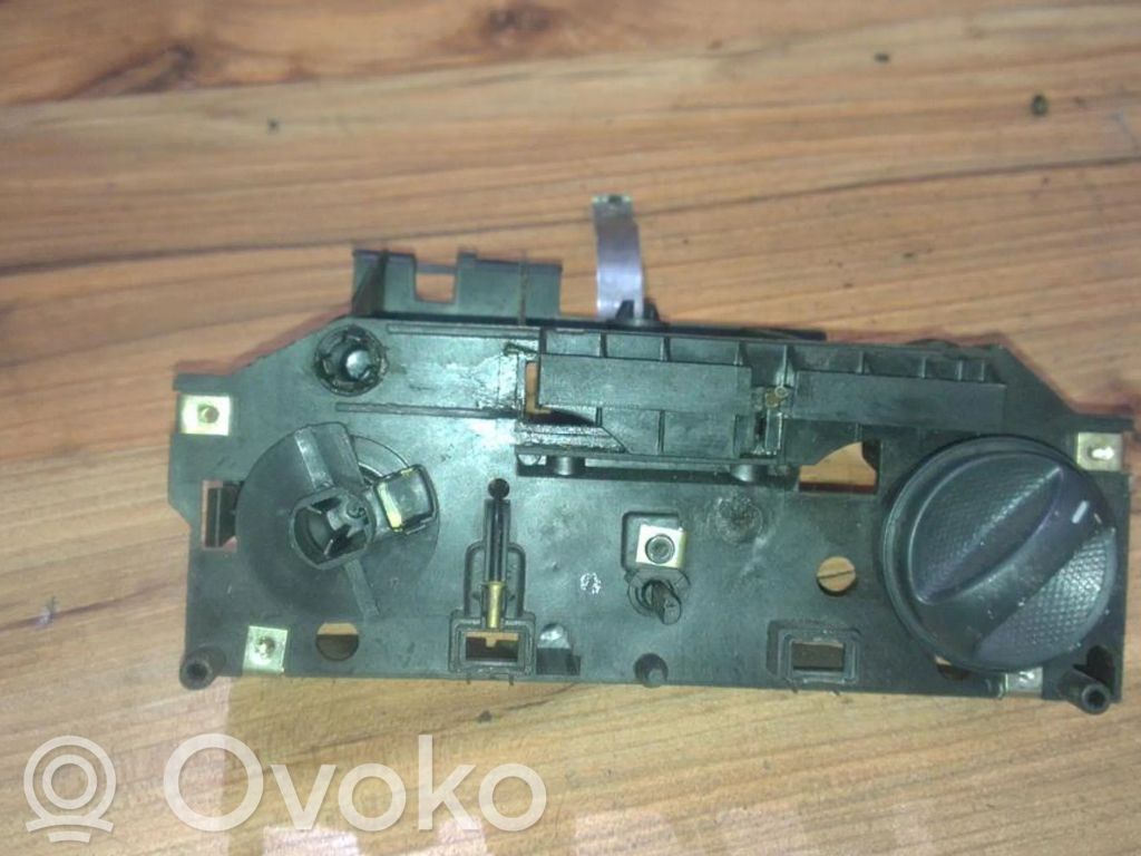 Climate control unit   NENUSTAYYTA,NENUSTAYYTA
