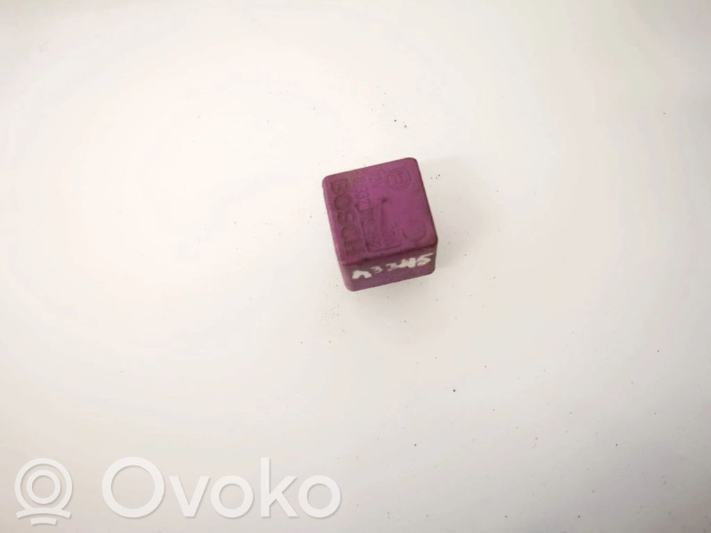 Inne przekaźniki   90464759,0332019452,0332019452,90464759