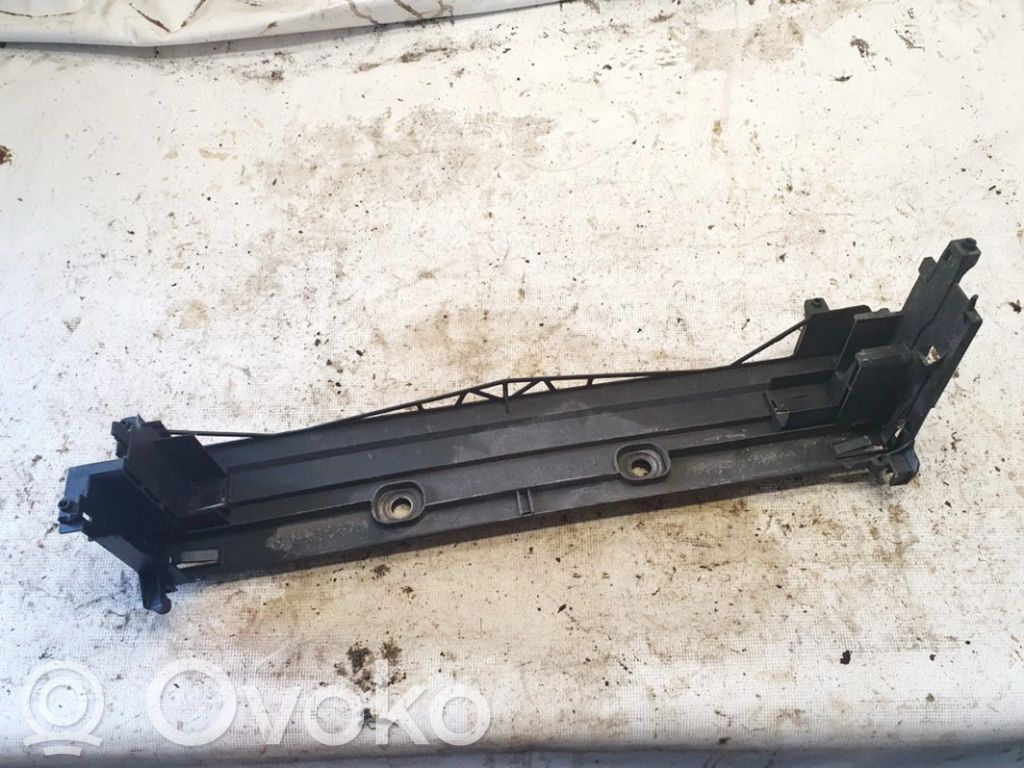 BMW 5 GT F07 Suport ventilator radiator 