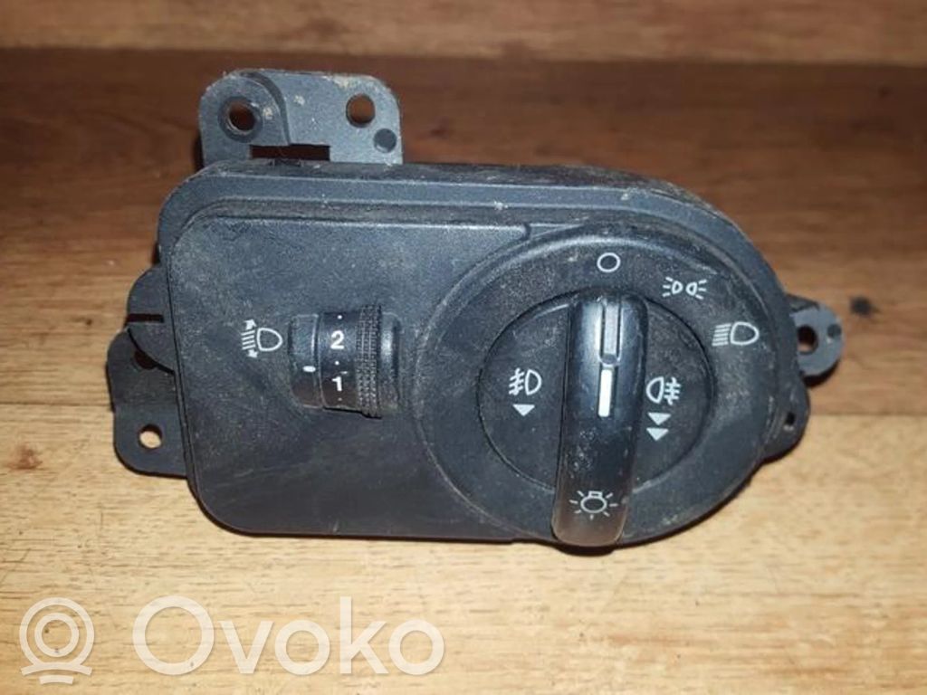 Ford Fusion Light switch 