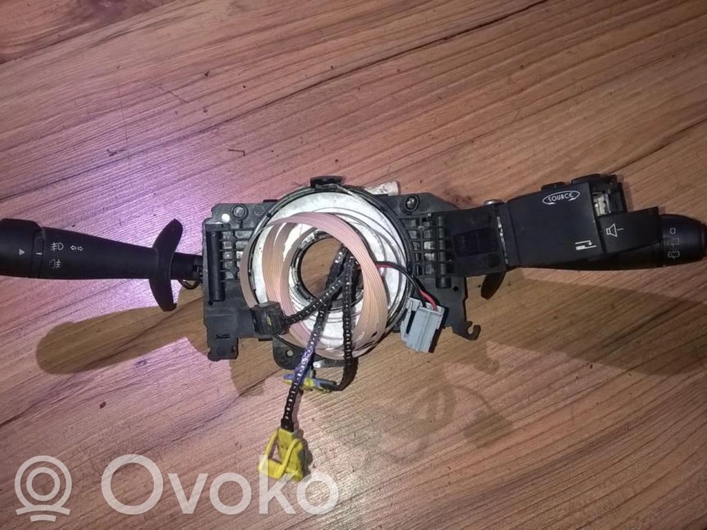 Renault Laguna II Bloc semnalizator și ștergător parbriz 