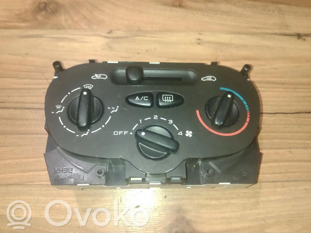 Peugeot 206 Unitate control climatizare 