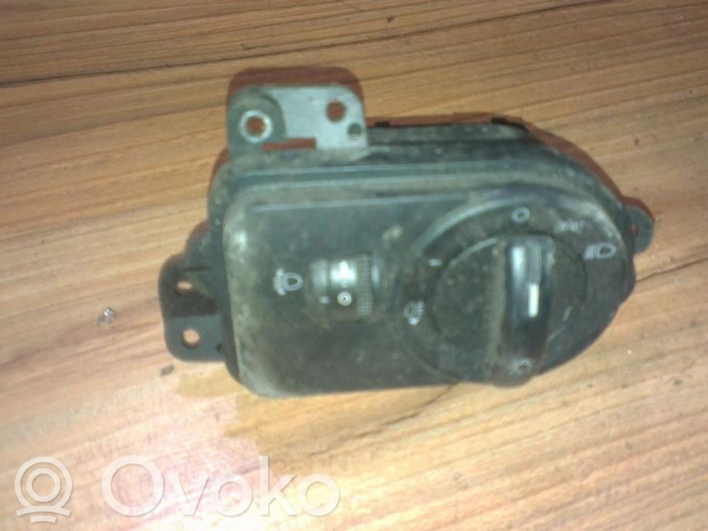 Ford Fusion Light switch 