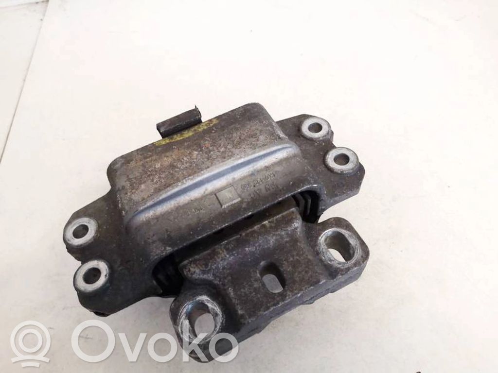 Volkswagen Golf Plus Suport tampon motor 