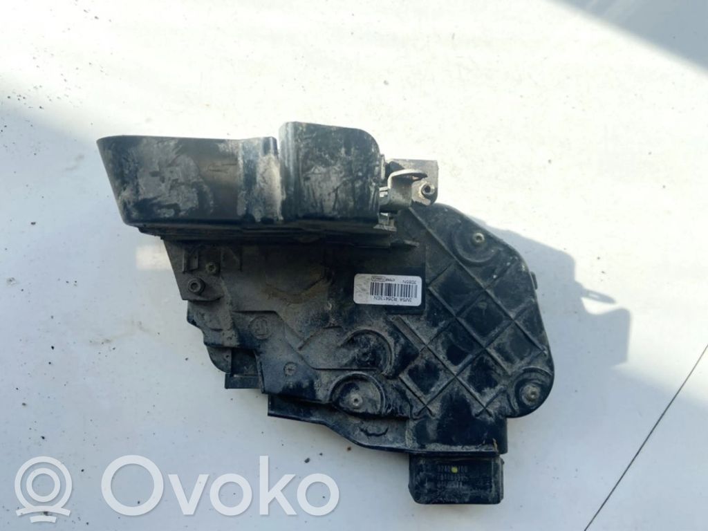 Mazda 3 I Etuoven lukko 