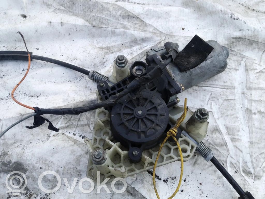 Peugeot 406 Motorino alzacristalli della portiera posteriore 