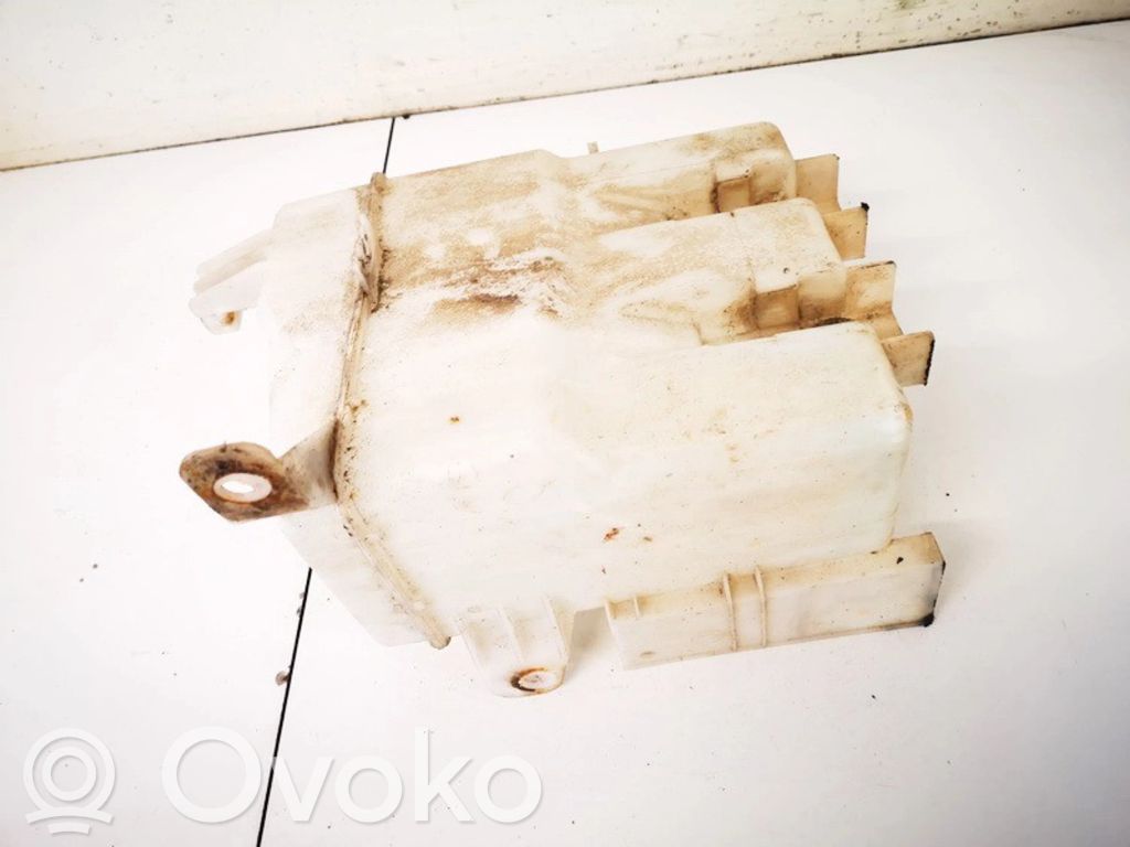 Toyota Avensis Verso Serbatoio/vaschetta liquido lavavetri parabrezza 