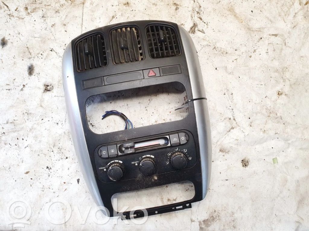Chrysler Town & Country IV Climate control unit 