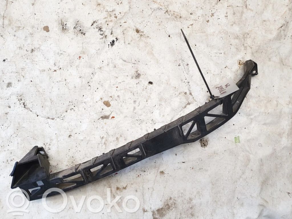 Mazda 3 I Suport montare bară spate 
