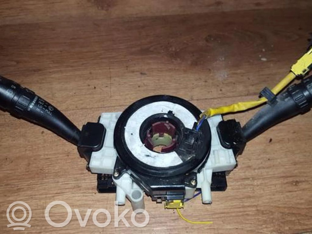 Hyundai Elantra Bloc semnalizator și ștergător parbriz 