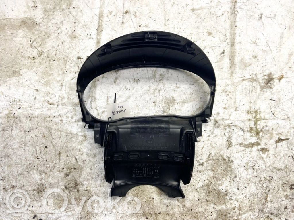 Mazda 3 I Cornice cruscotto 
