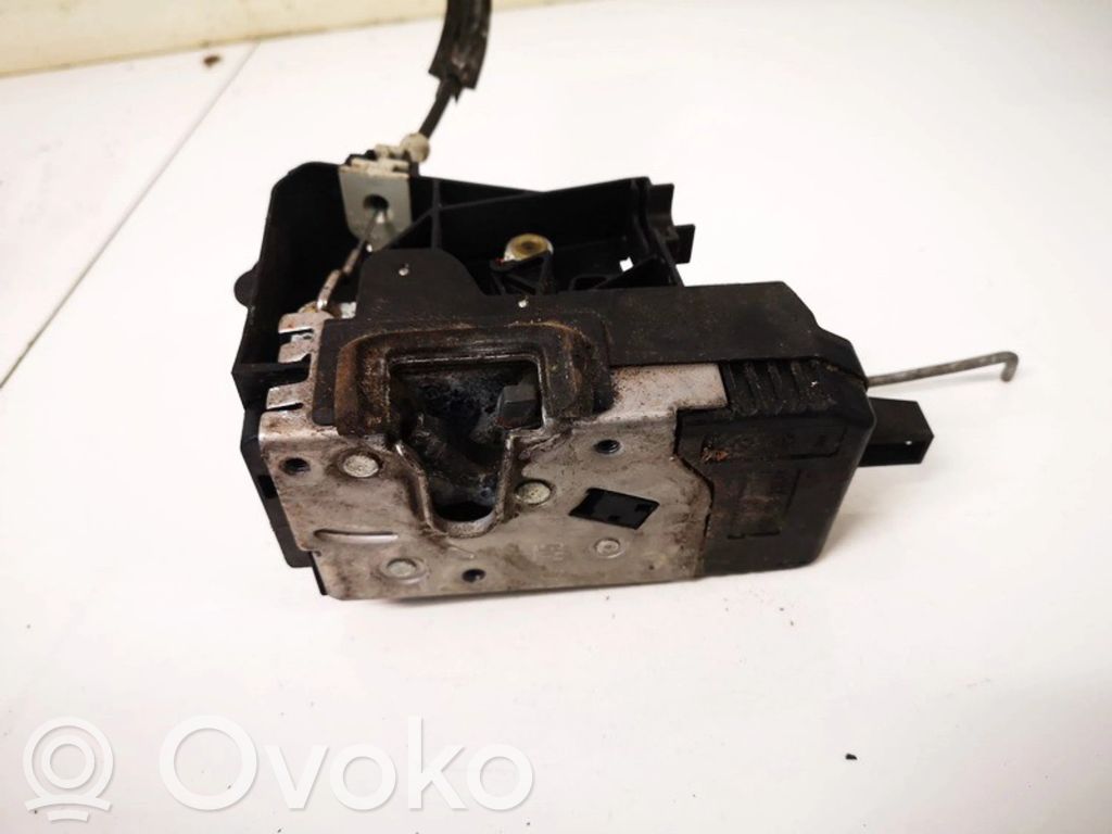 Opel Vectra C Etuoven lukko 