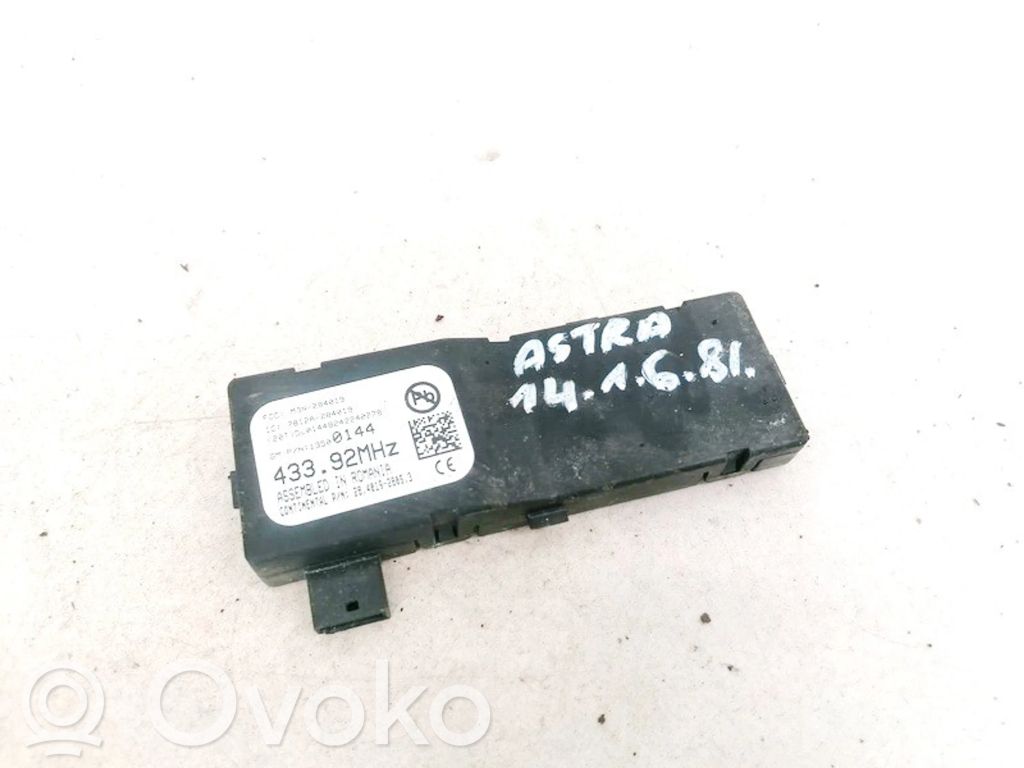 Opel Astra J Unitate control antenă 