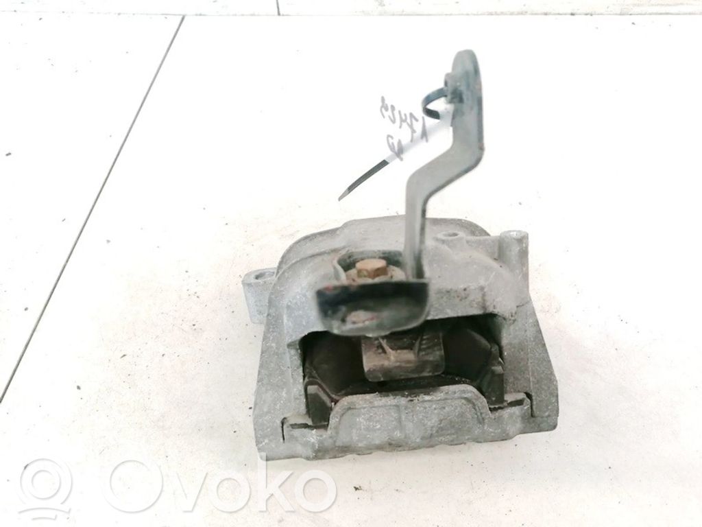 Volkswagen Golf V Suport tampon motor 