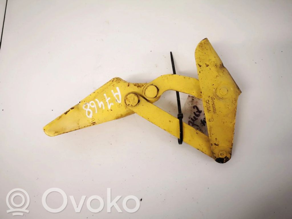 Iveco Daily 40.8 Cerniere del vano motore/cofano 