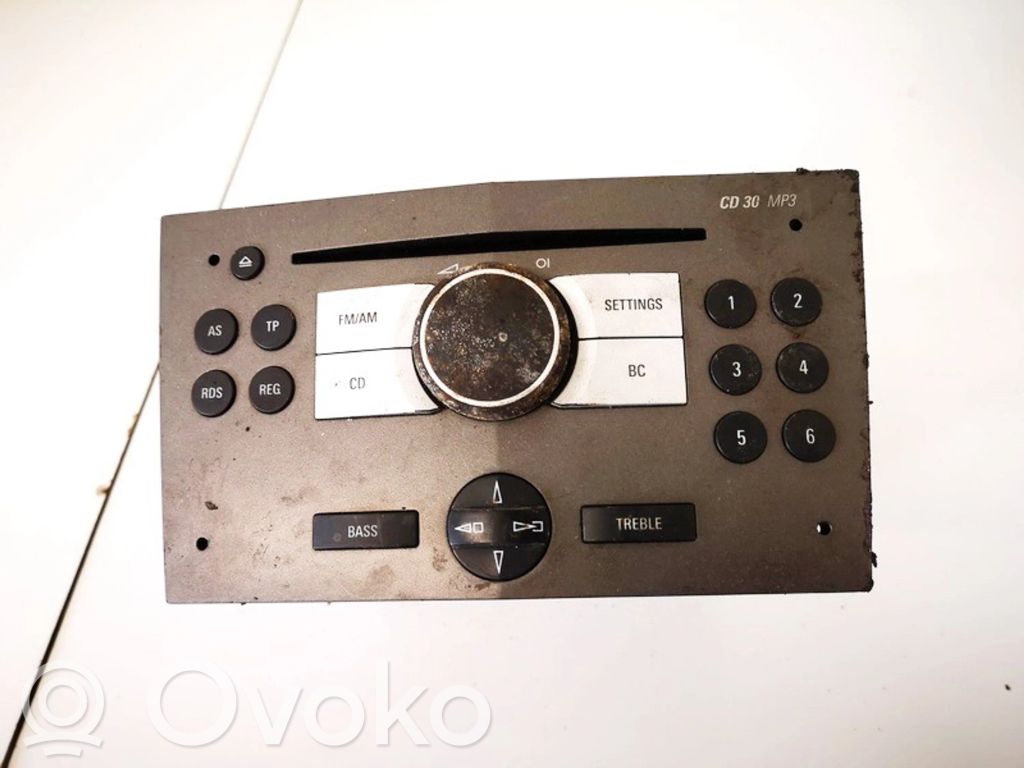 Opel Astra H Panel / Radioodtwarzacz CD/DVD/GPS 
