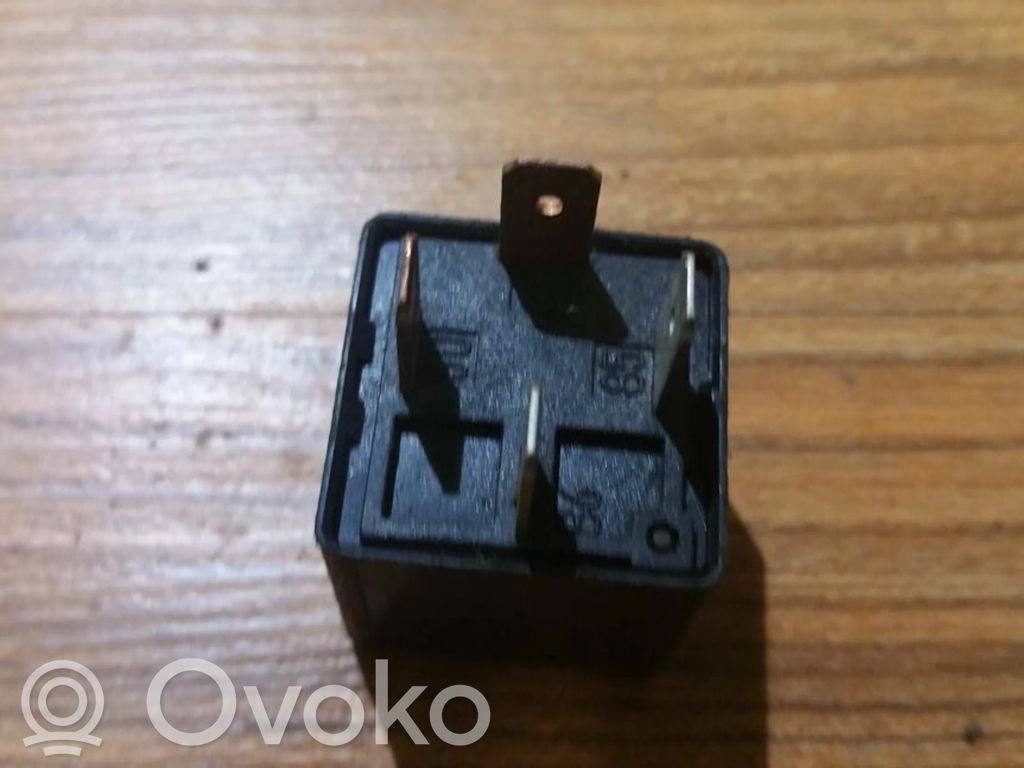 Volvo 440 Alte relee 