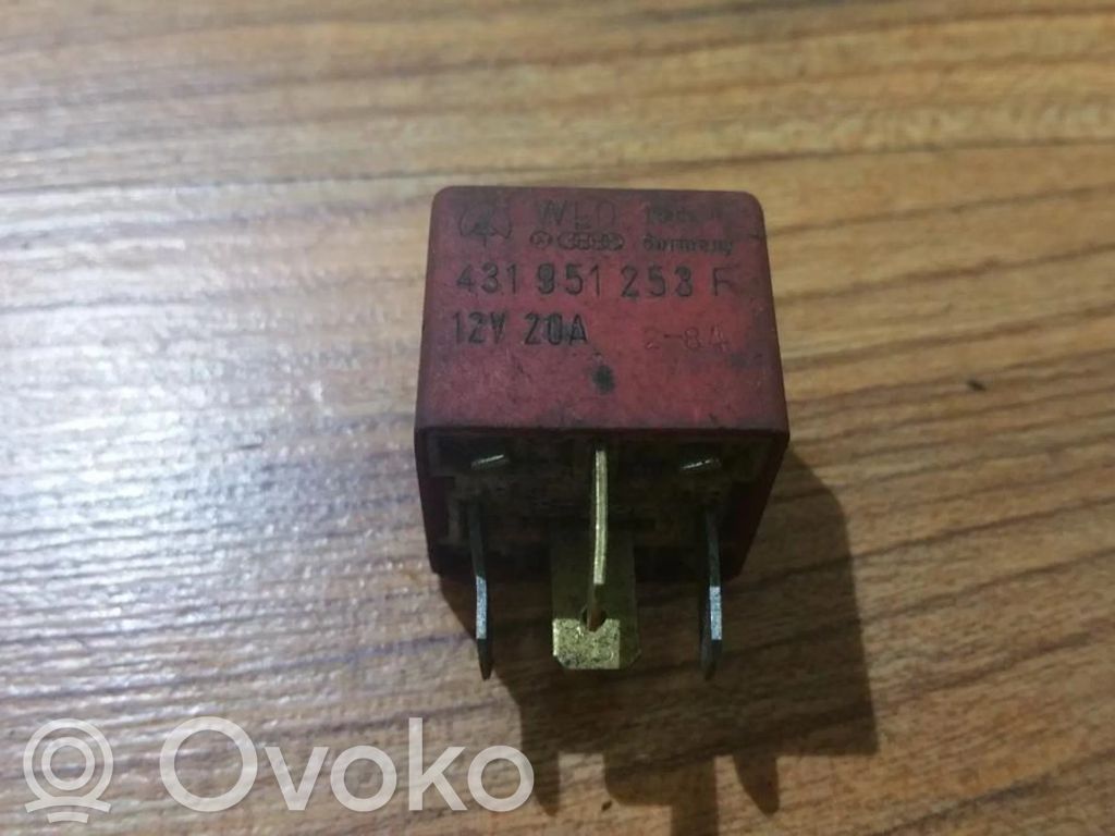 Alte relee   431951253F,431951253F