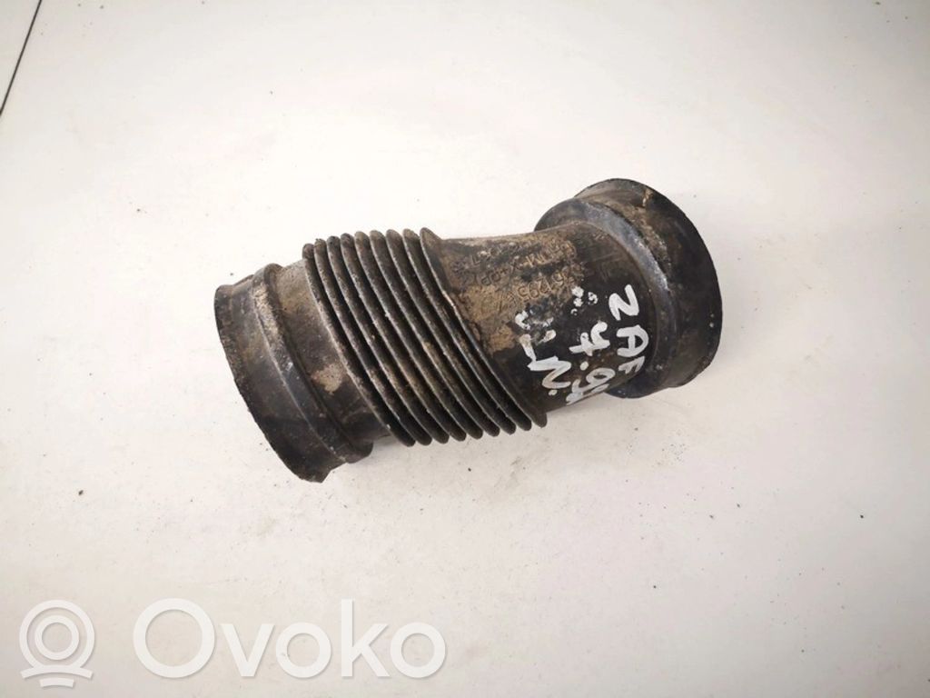Opel Zafira B Ilmanoton letku 