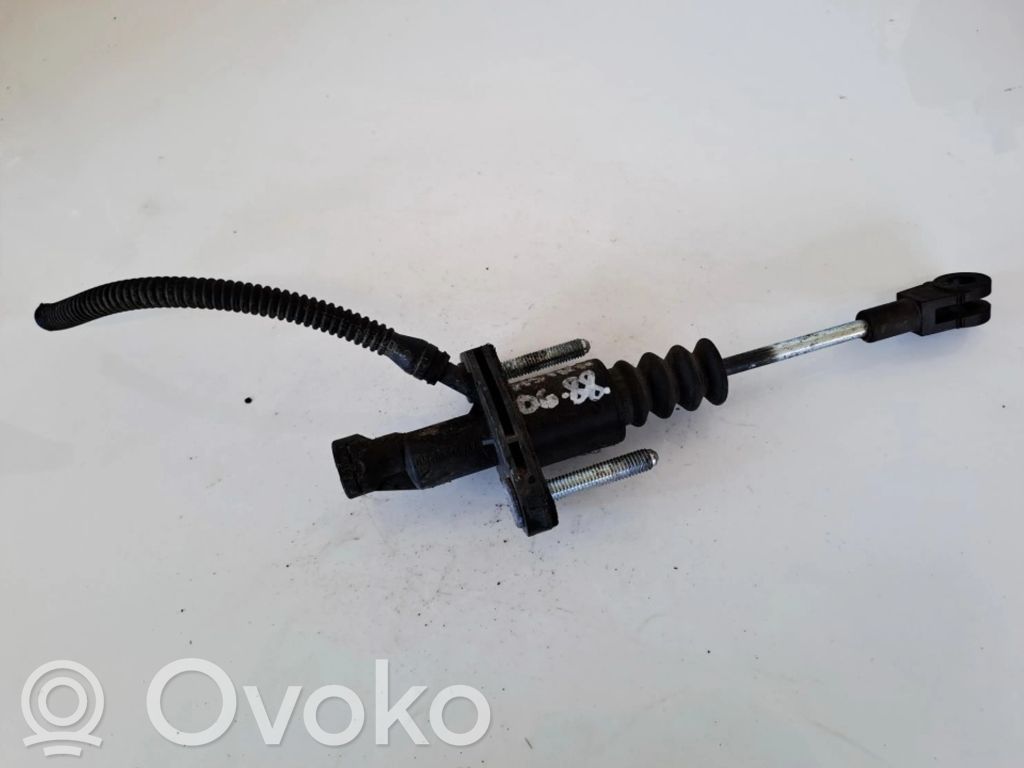 Opel Astra G Pompa della frizione