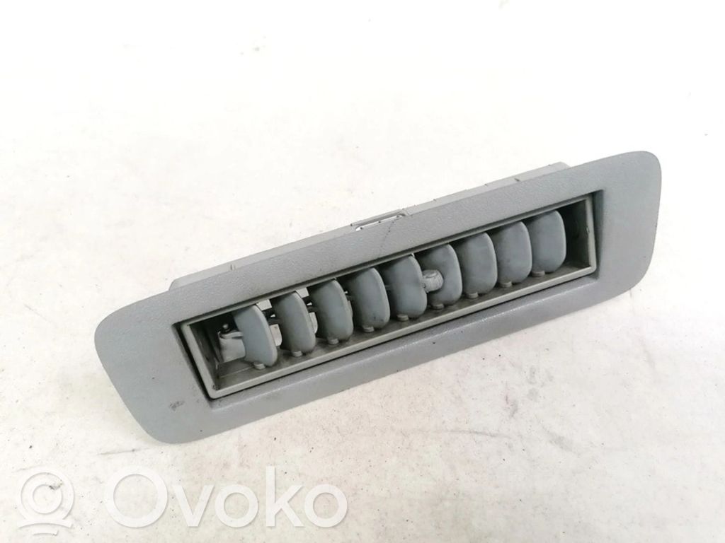 Toyota Avensis Verso Grilă ventilație centrală 