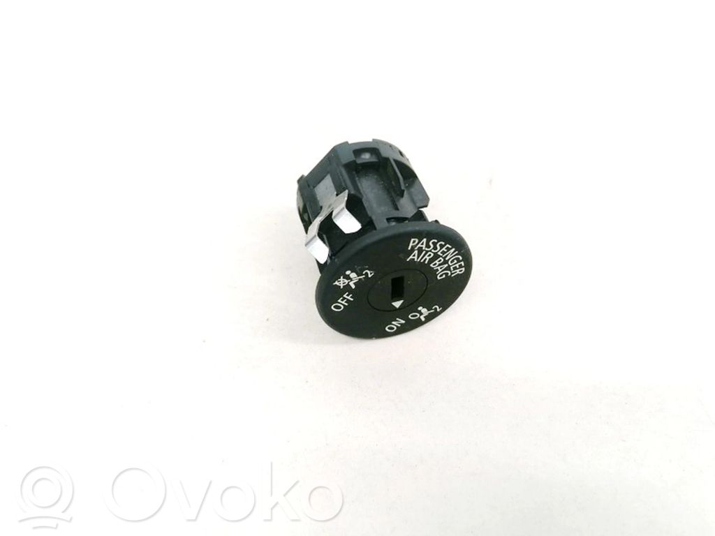 BMW 1 F20 F21 Comutator pornit/oprit airbag pasager