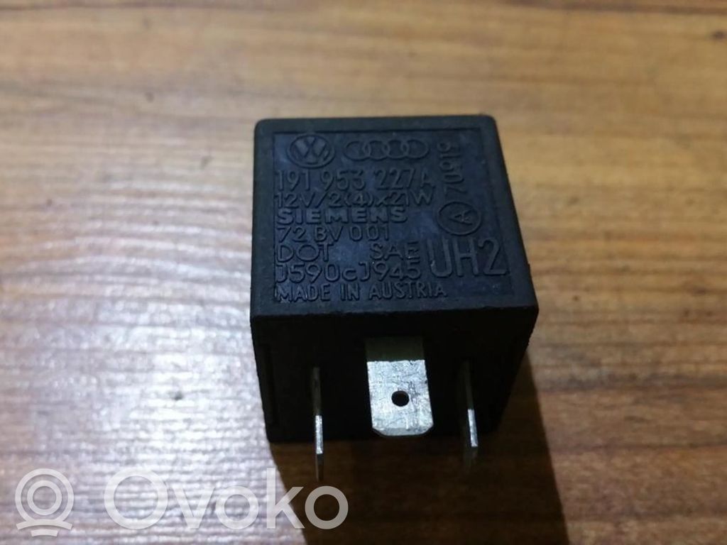 Otros relés   191953227A,72BV001,191953227A,72BV001,J590CJ945