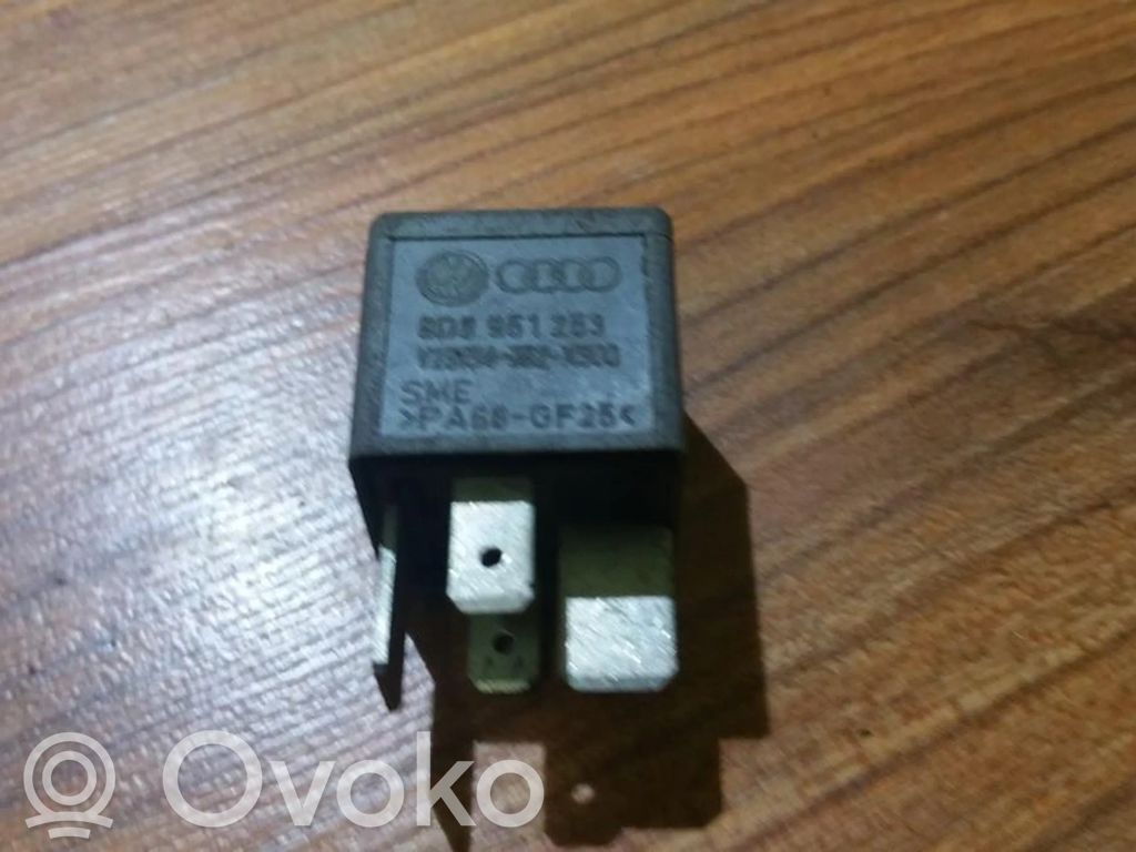 Audi A4 S4 B5 8D Altri relè