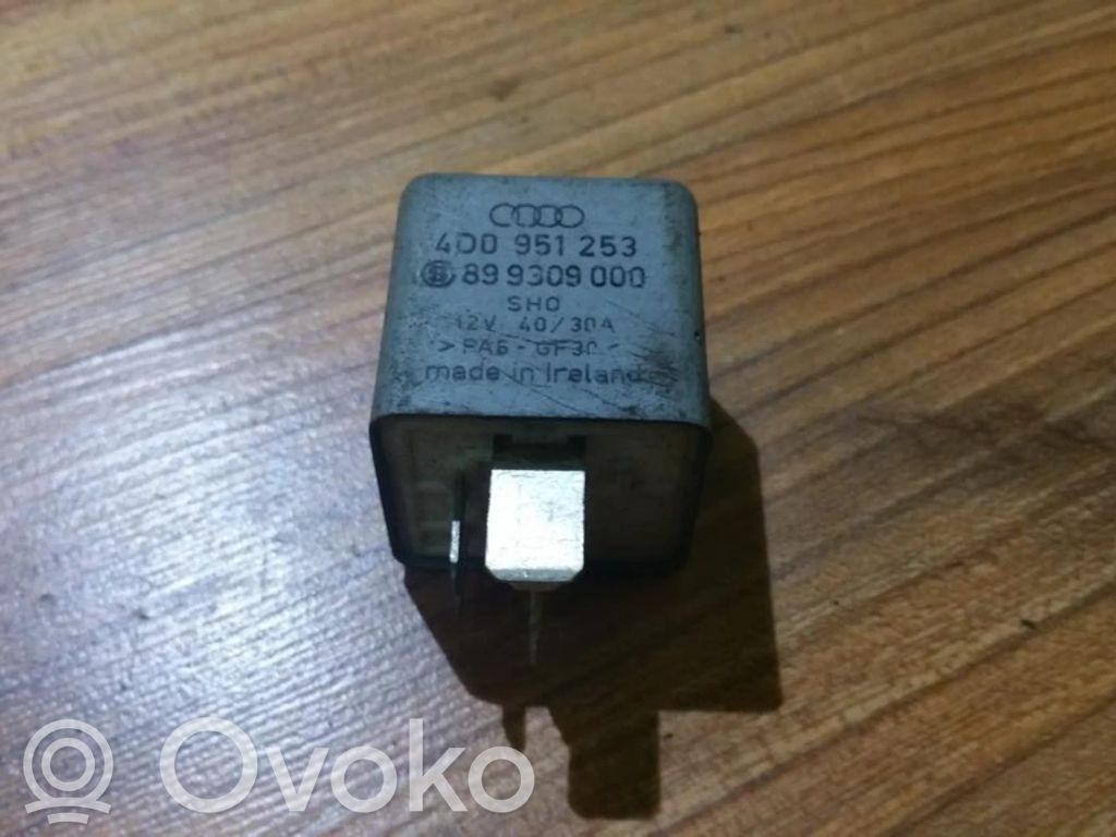 Altri relè   4D0951253,899309000,4D0951253,899309000