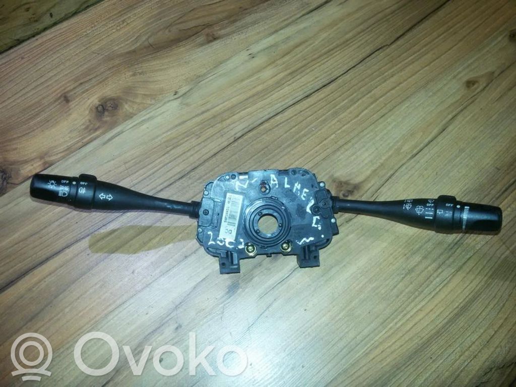 Nissan Almera N16 Commodo, commande essuie-glace/phare 