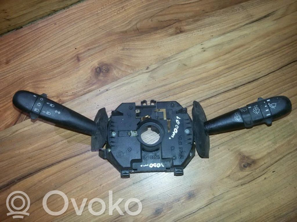 Alfa Romeo 147 Leva/interruttore dell’indicatore di direzione e tergicristallo 