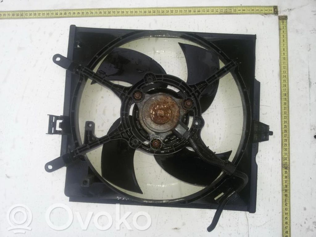 Mitsubishi Carisma Osłona wentylatora chłodnicy 