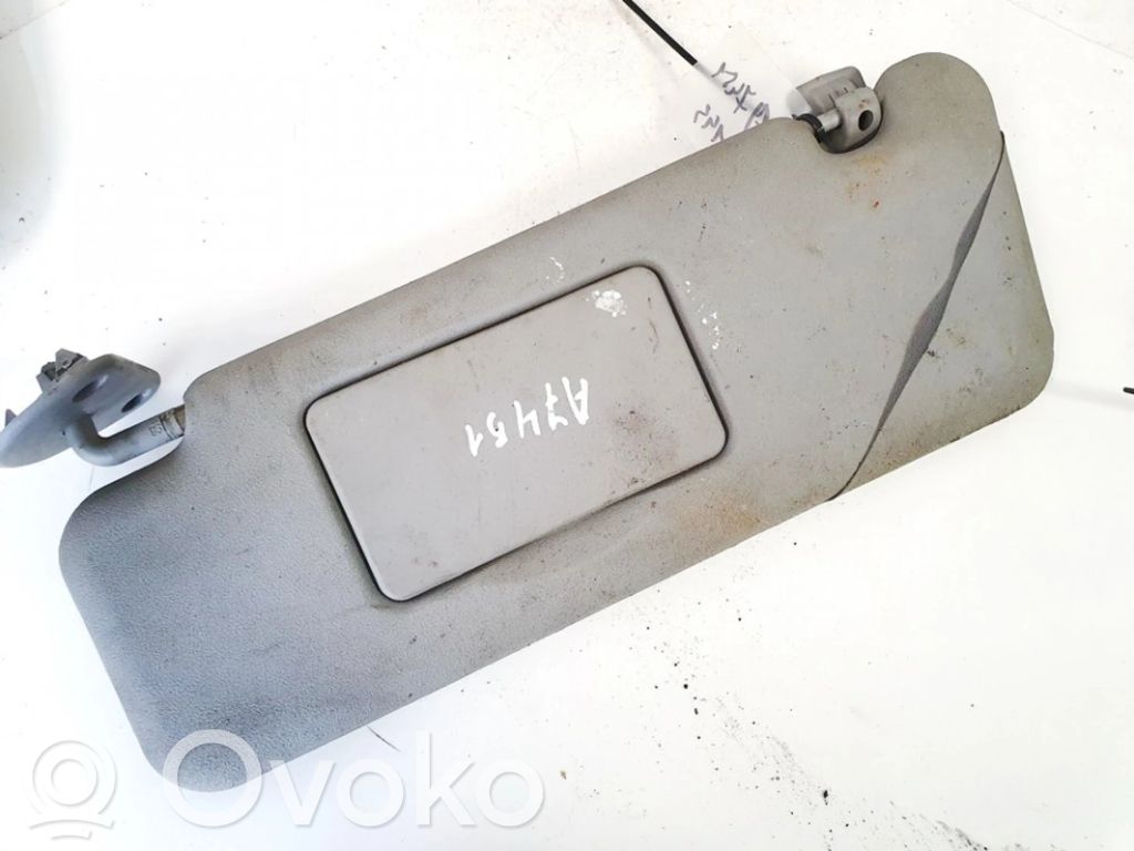 Sun visor