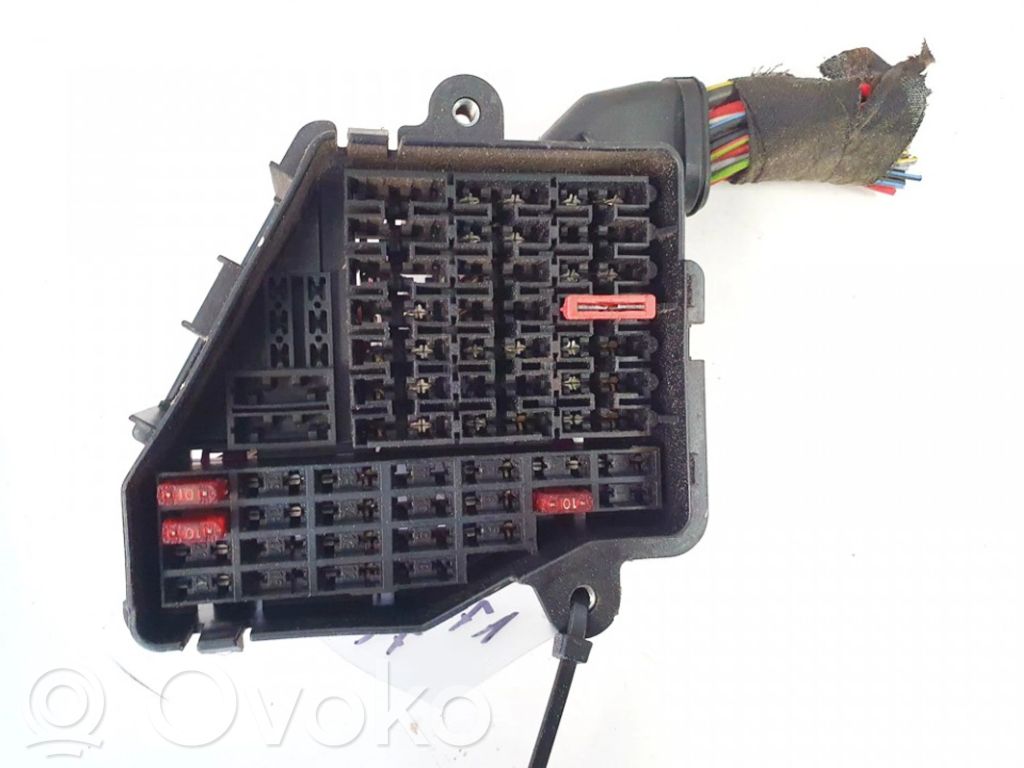 Audi A4 S4 B5 8D Set scatola dei fusibili