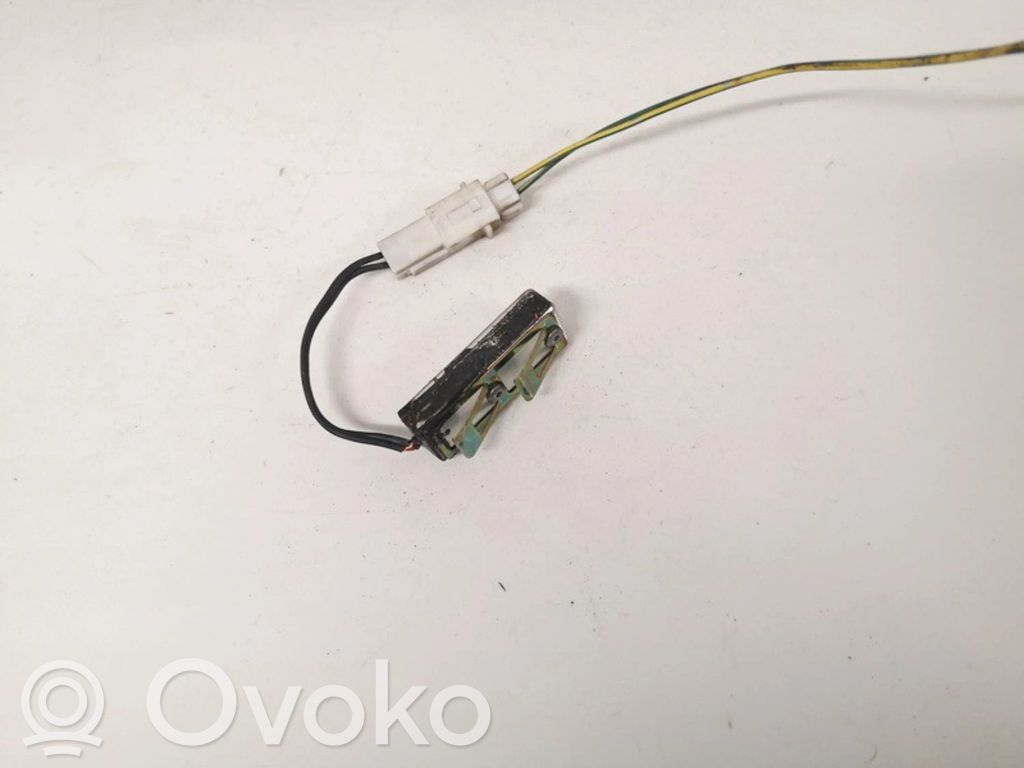 Sensor