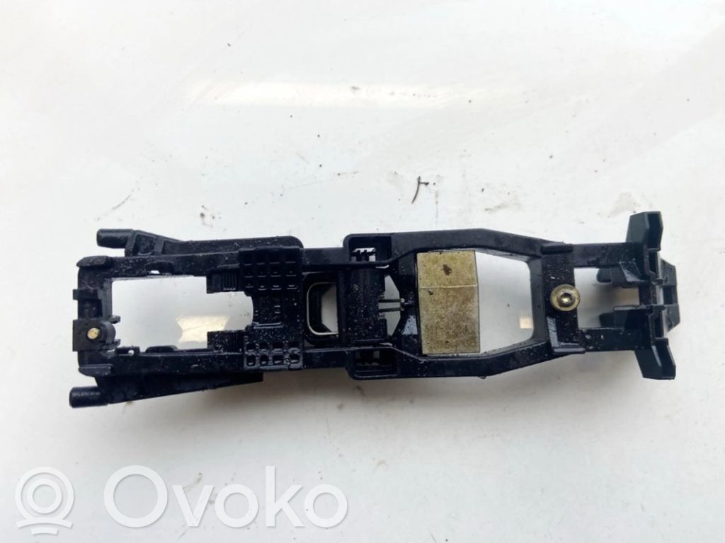 Mercedes-Benz C W203 Maniglia esterna per portiera anteriore