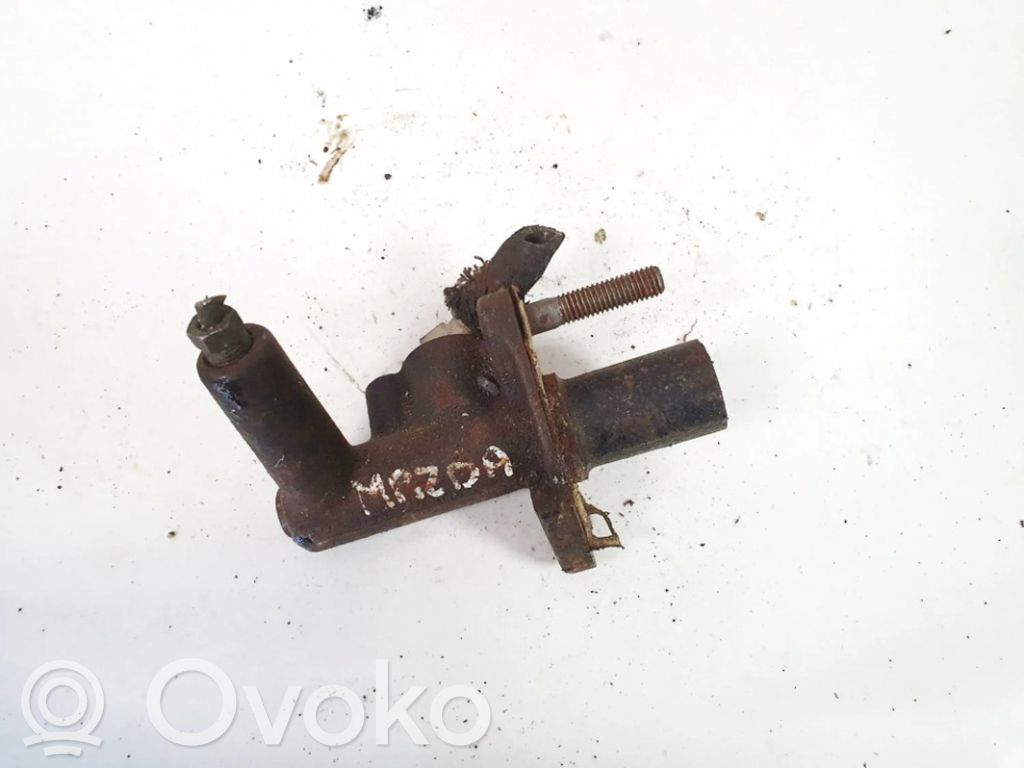 Mazda 323 Pompa della frizione