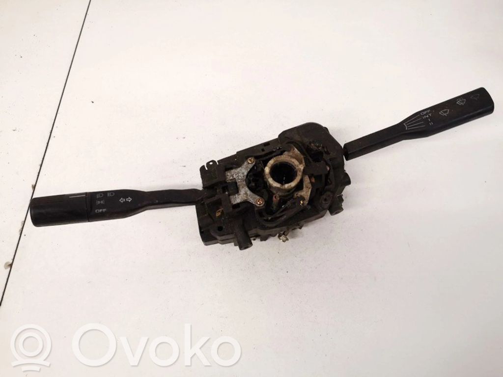 Mazda 626 Commodo, commande essuie-glace/phare 