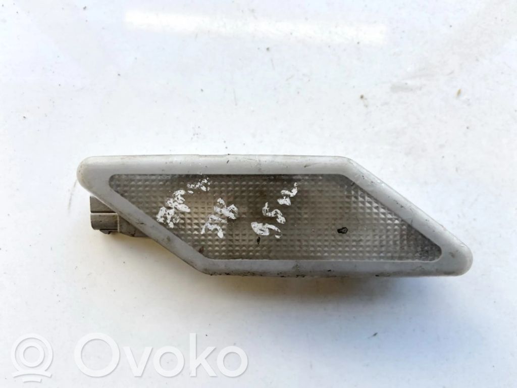 BMW 3 E36 Lampă scaun spate 