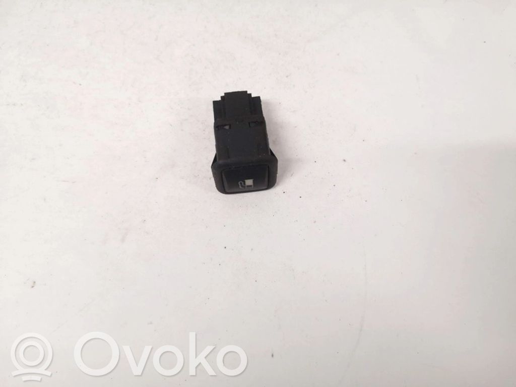 Volkswagen PASSAT B5 Interruttore apertura sportello carburante