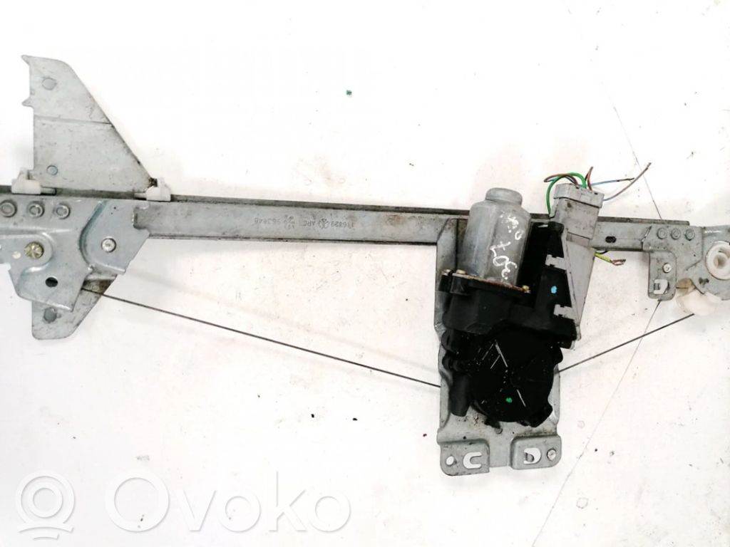 Peugeot 307 Motorino alzacristalli della portiera posteriore 