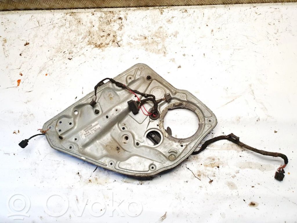 Volkswagen Golf IV Macara ușă glisantă cu motor 