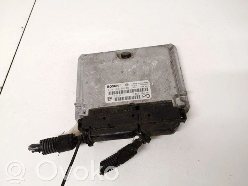 Opel Zafira A Unitate/modul de control motor 