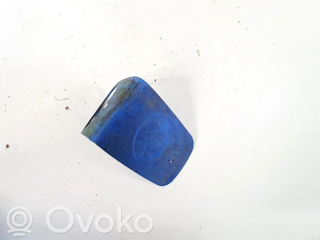 Volkswagen PASSAT B5 Réservoir de liquide lave-glace