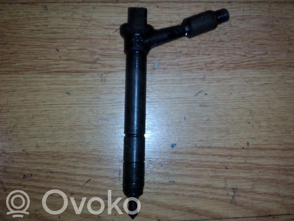 Opel Combo C Wtryskiwacz paliwa 