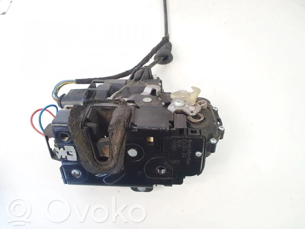 Skoda Fabia Mk1 (6Y) Serratura portiera anteriore 